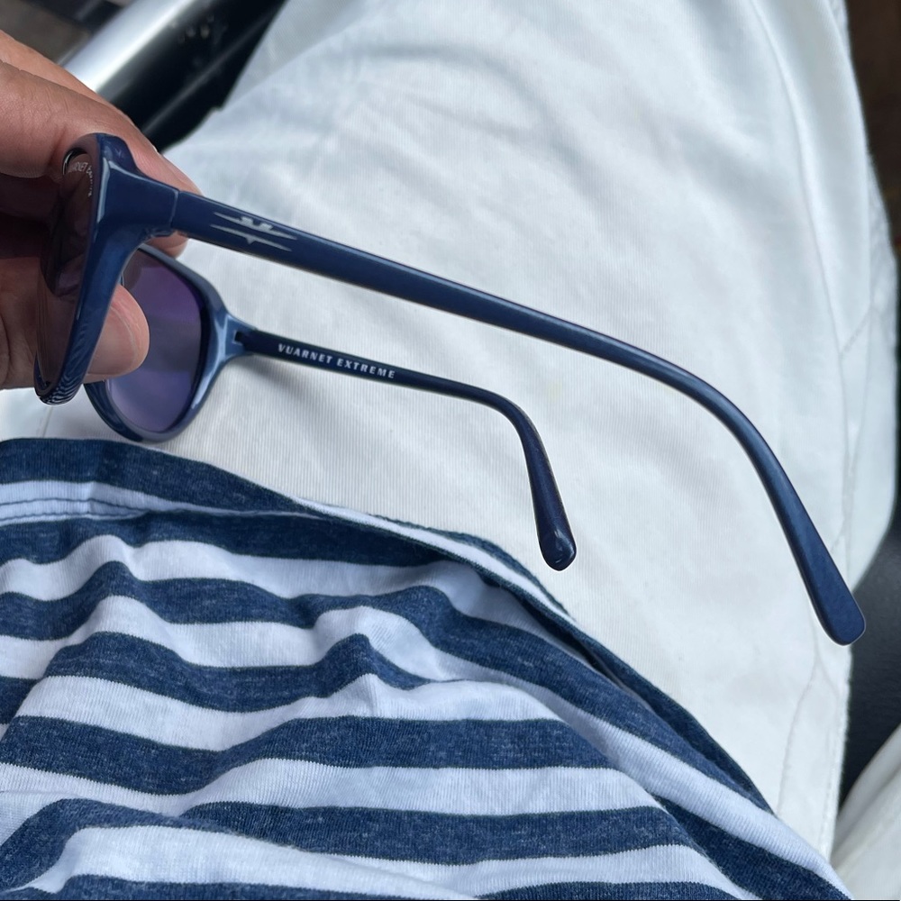 Sunglasses 🕶 - Picture 3 of 6
